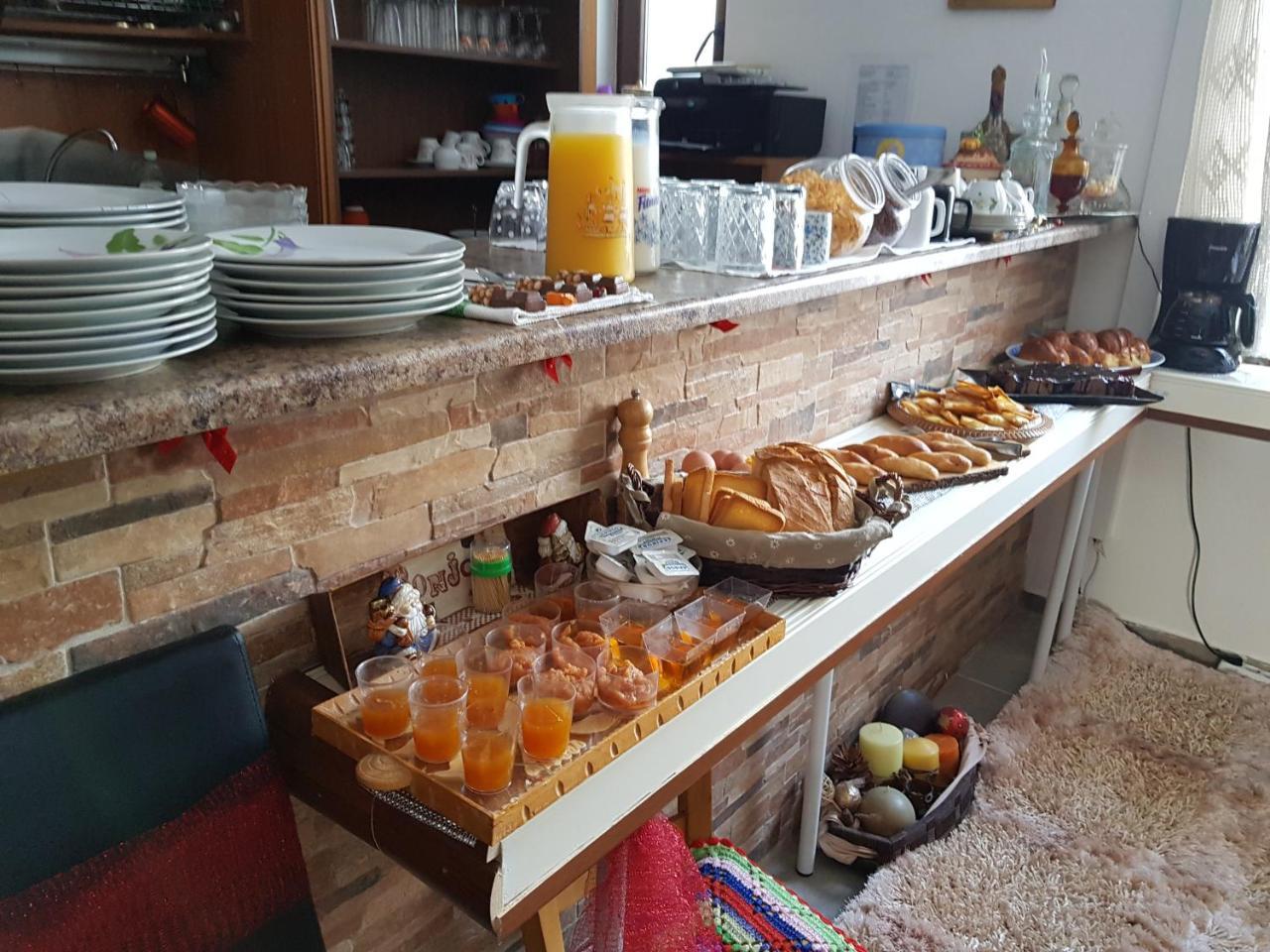 Petra & Elato Art Hotel Valtessiniko Ngoại thất bức ảnh