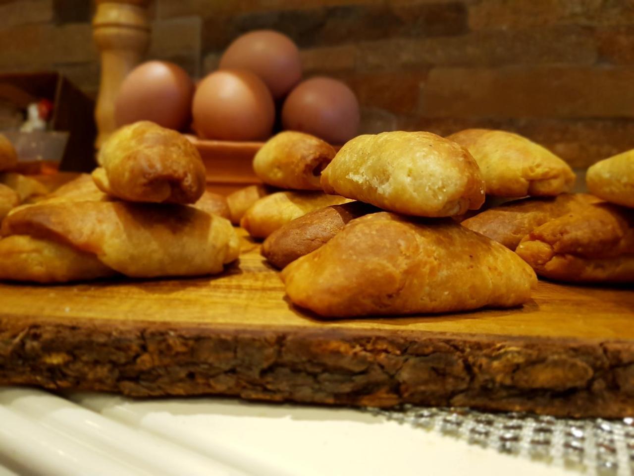 Petra & Elato Art Hotel Valtessiniko Ngoại thất bức ảnh