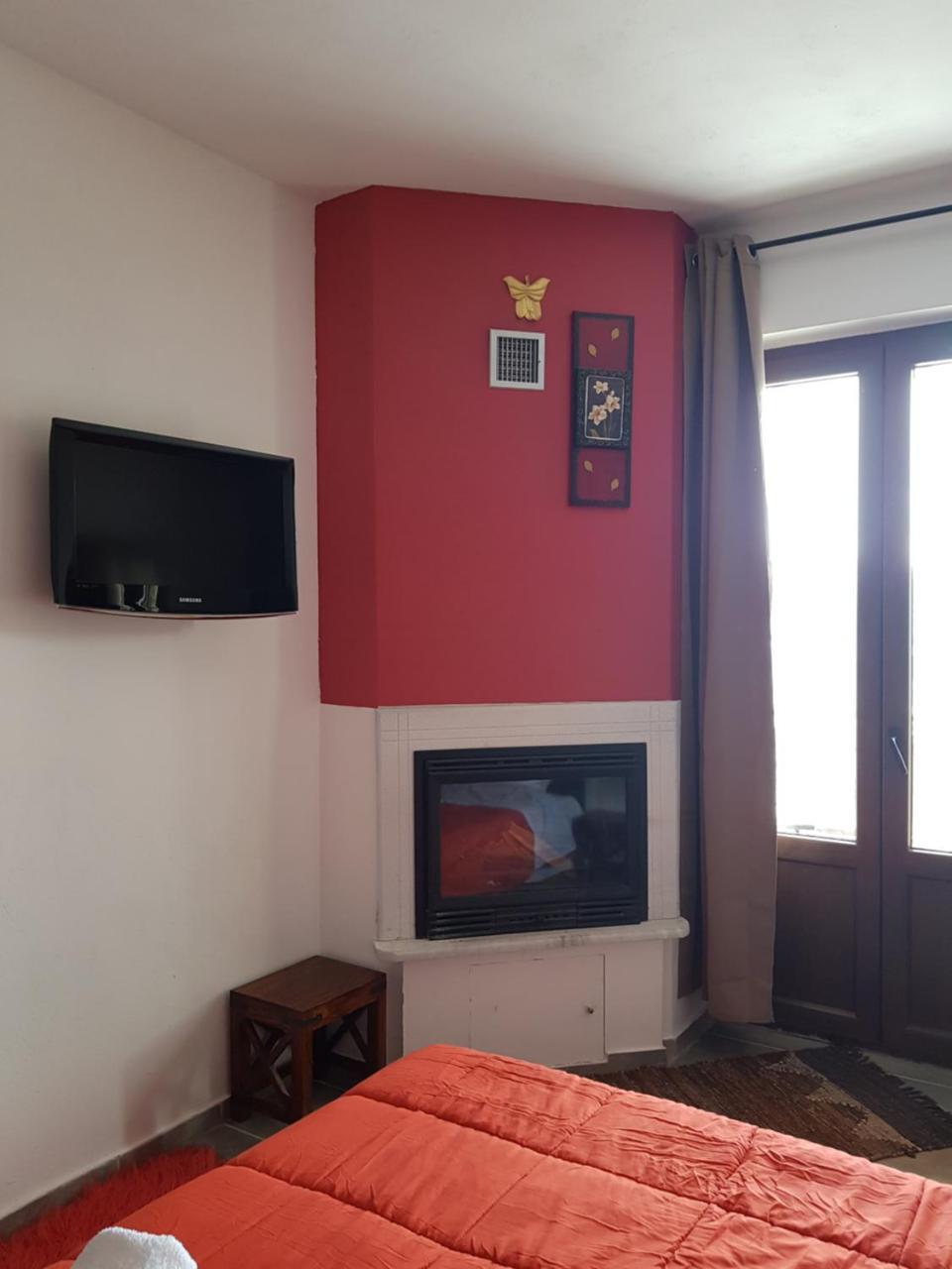 Petra & Elato Art Hotel Valtessiniko Ngoại thất bức ảnh