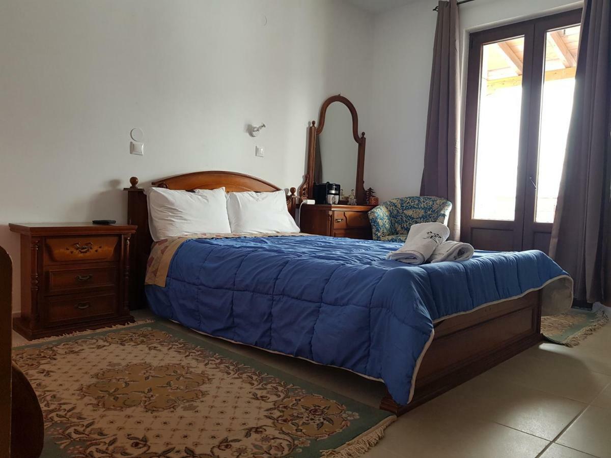 Petra & Elato Art Hotel Valtessiniko Ngoại thất bức ảnh
